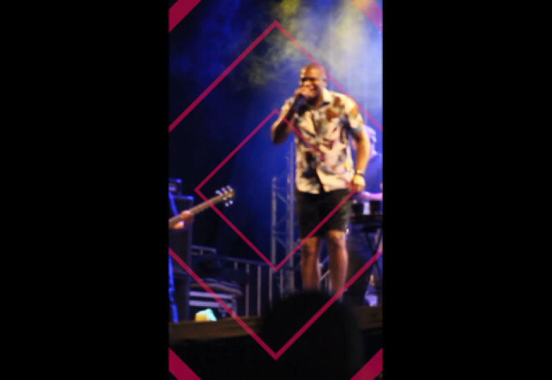 São Sebastião do Oeste, na segunda de carnaval,...